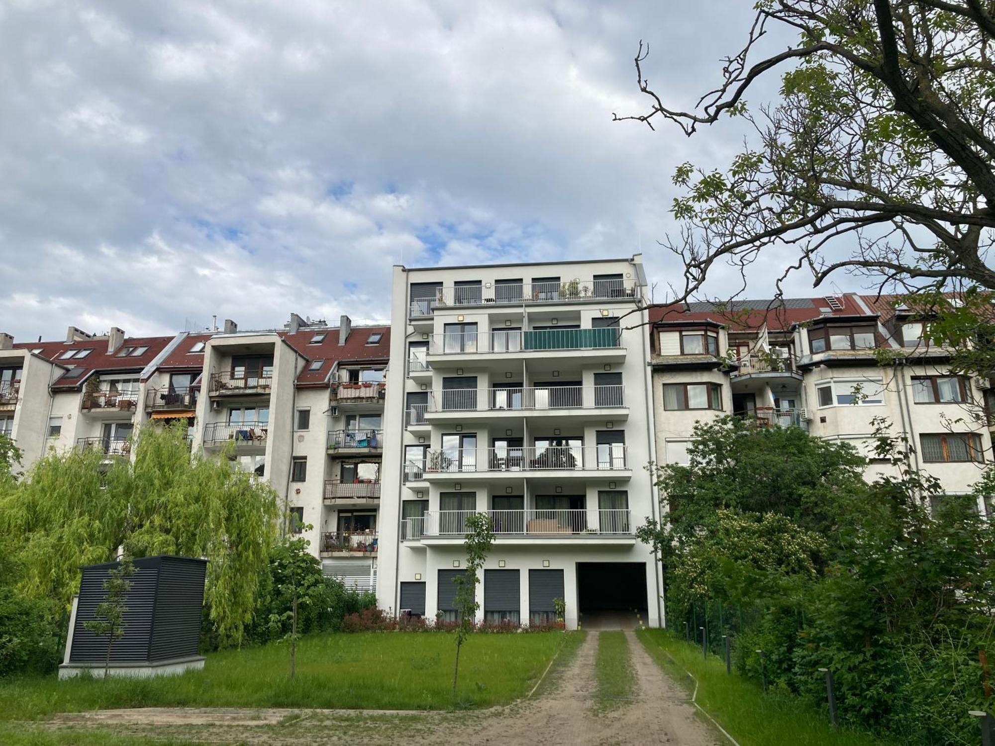 Buda Panorama Terrace Apartment Budapeste Exterior foto